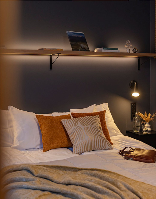 hotel_room
